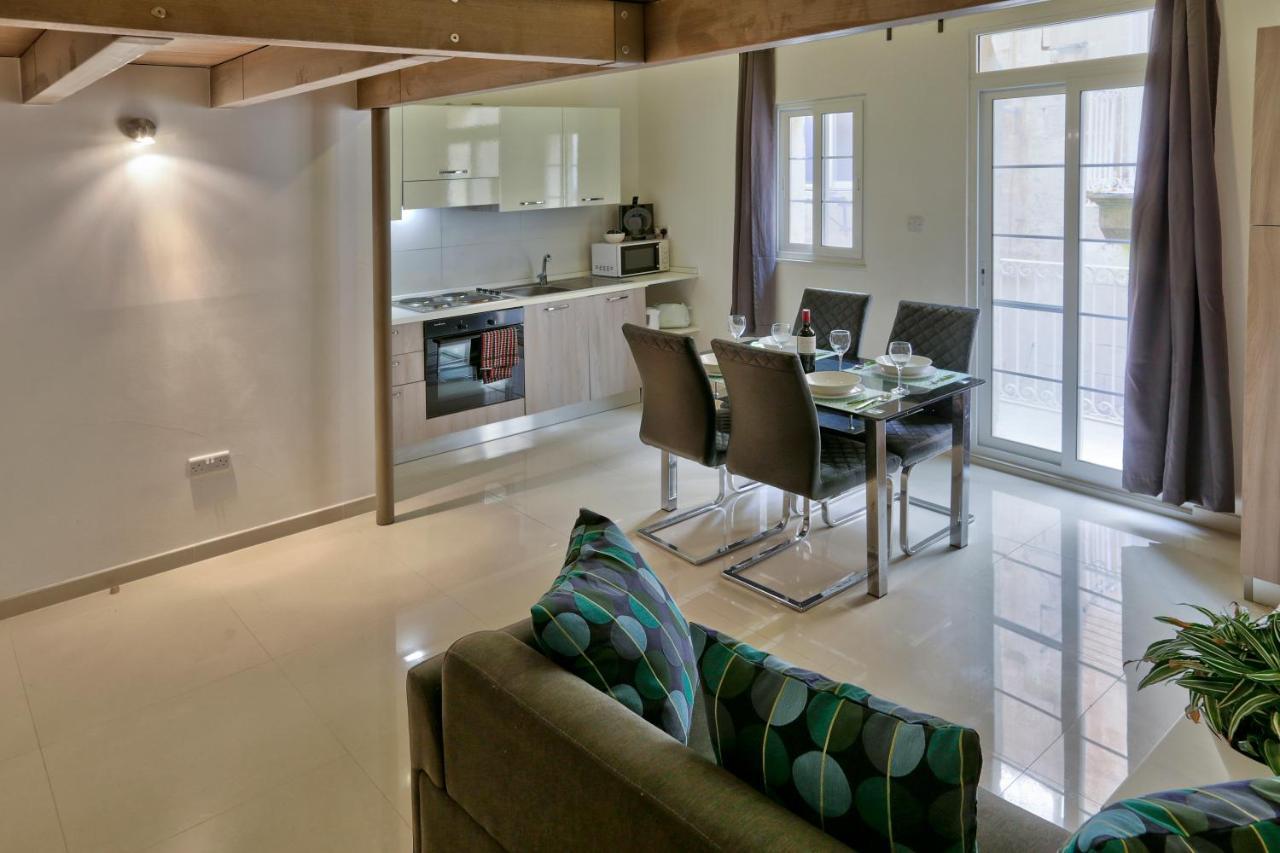 Charming Valletta 1 Bedroom Apartment Off Republic Street Sleeps 4 エクステリア 写真